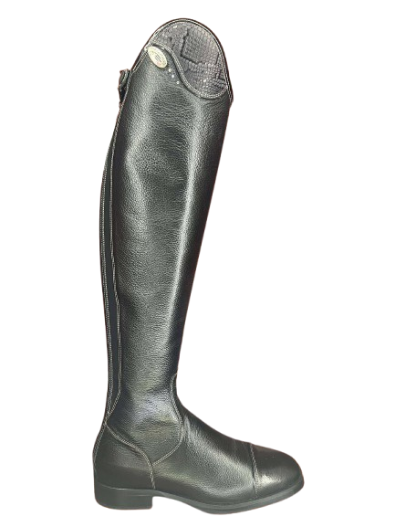 De Niro salentino sort med snake og sten