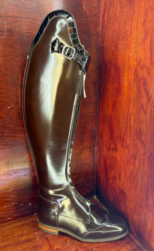 Celeris Polo Handpolished Brown