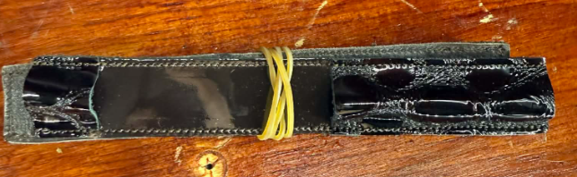 Celeris Sporebeskytter Black faux croc gloss