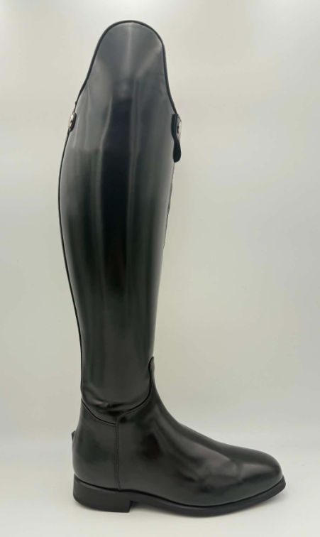 Celeris Amazona Handpolished Black Plain